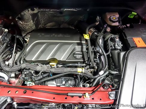 Used 2025 Chevrolet Trax LS w/ LS Convenience Package image 31