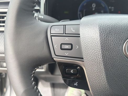 Used 2024 Toyota Corolla SE FWD image 21