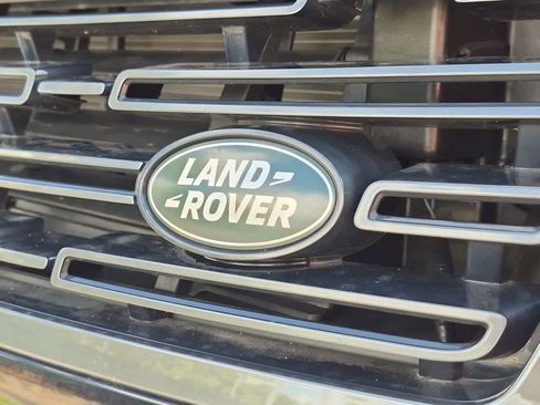Certified 2024 Land Rover Range Rover SE AWD/4WD image 12