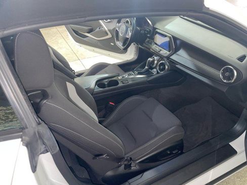Used 2016 Chevrolet Camaro LT w/ Technology Package image 14