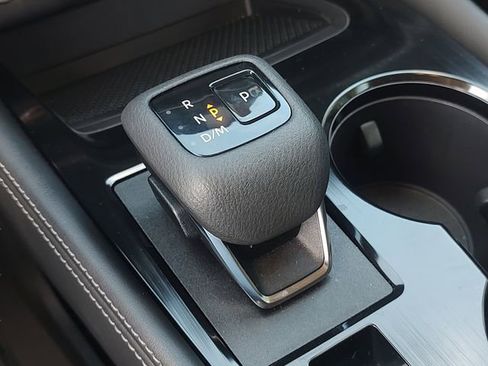 Used 2022 Nissan Rogue SL FWD image 18