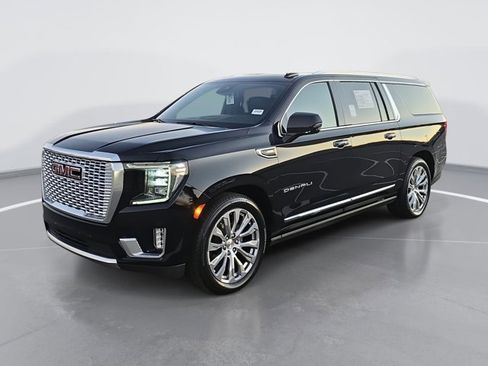 Used 2023 GMC Yukon XL Denali w/ Max Trailering Package image 7