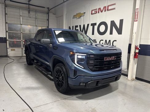 New 2026 GMC Sierra 1500 Elevation image 2