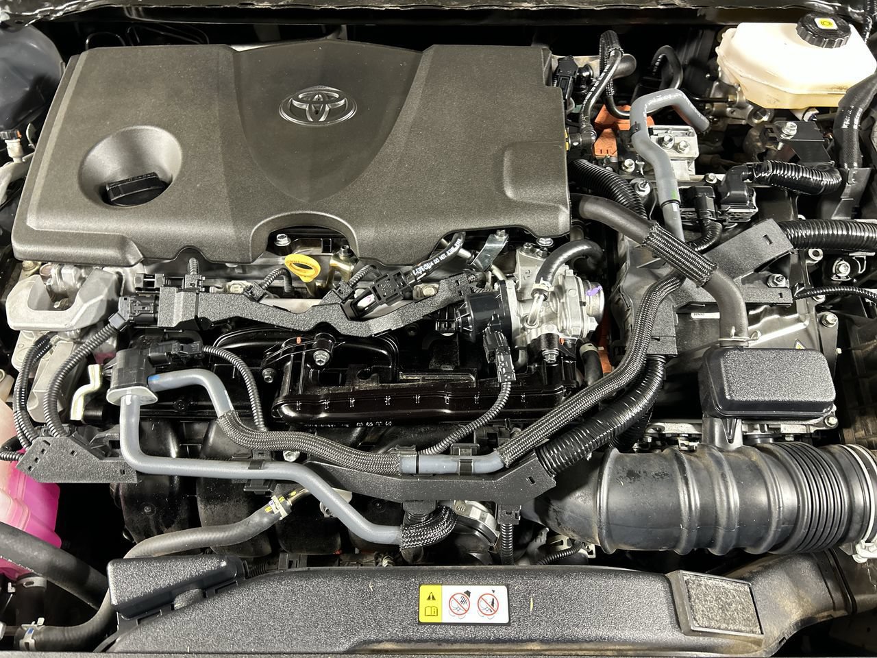 Used 2026 Toyota Camry SE FWD image 11