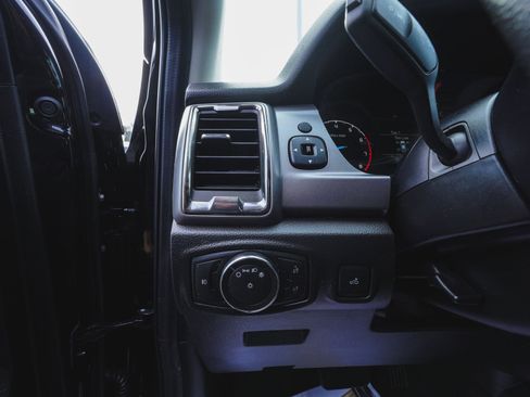 Used 2022 Ford Ranger XLT image 28