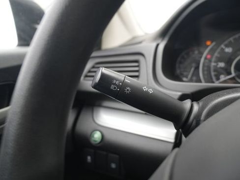 Used 2015 Honda CR-V LX image 46