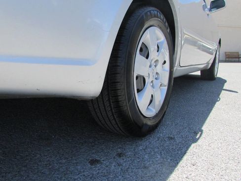 Used 2009 Hyundai Sonata GLS image 12