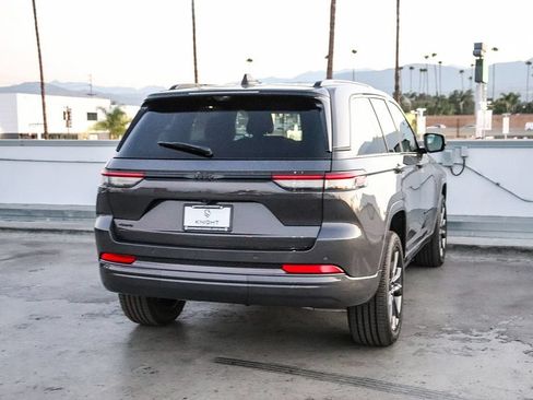 New 2026 Jeep Grand Cherokee Limited AWD/4WD image 9