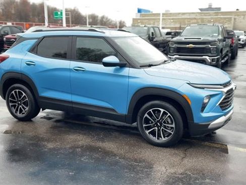 Certified 2025 Chevrolet TrailBlazer LT w/ Convenience Package image 9