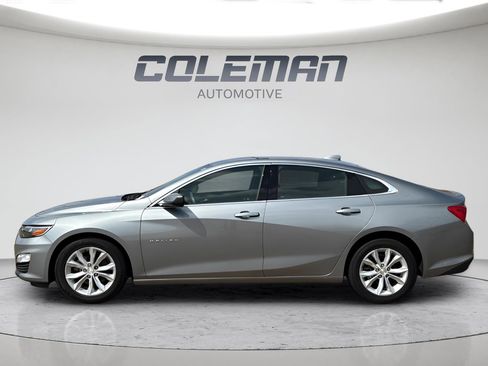 Used 2024 Chevrolet Malibu LT image 2