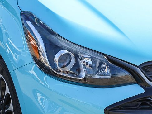 Used 2022 Chevrolet Spark LT w/ Spark Special Edition FWD image 4