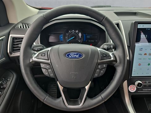 Certified 2024 Ford Edge SEL w/ Convenience Package AWD/4WD image 12