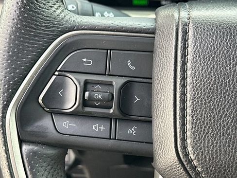 Used 2025 Toyota Tacoma TRD Off-Road AWD/4WD image 22
