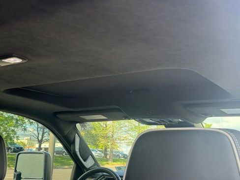 Used 2025 GMC Sierra 3500 Denali Ultimate AWD/4WD image 30