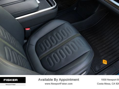 Used 2023 Rivian R1S Adventure image 38