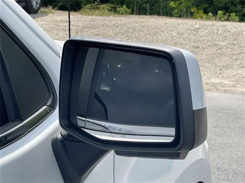 Used 2020 Chevrolet Silverado 1500 High Country image 36