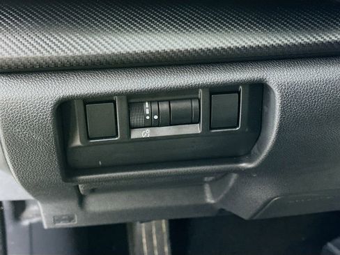 Certified 2024 Subaru Crosstrek 2.0i Premium image 15