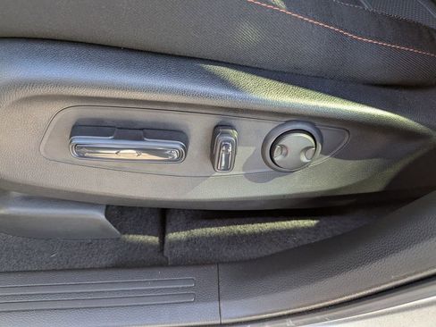 Used 2026 Honda CR-V Sport image 17