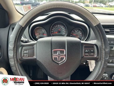 Used 2013 Dodge Avenger SE FWD image 19