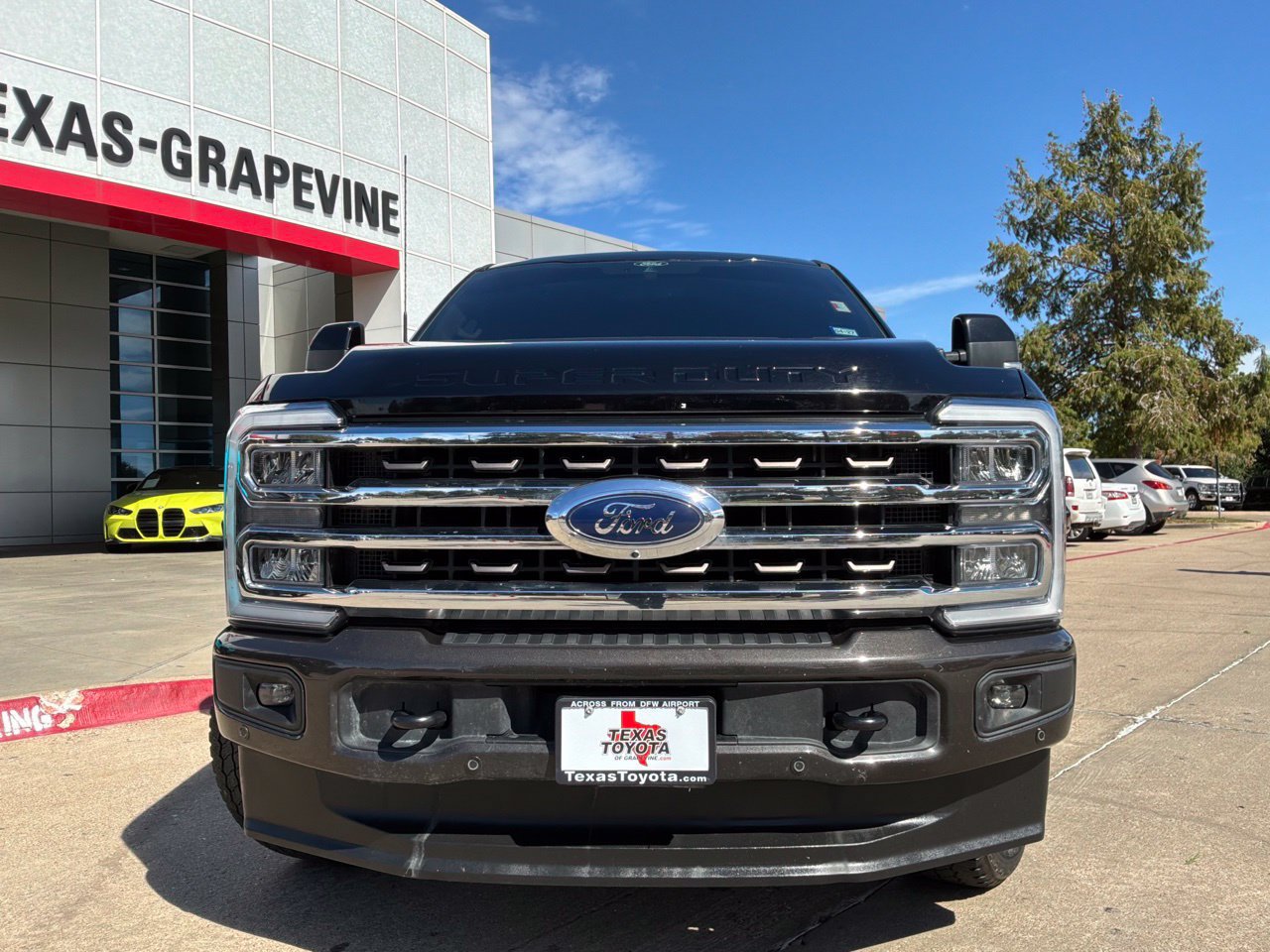 Used 2024 Ford F250 King Ranch w/ FX4 Off-Road Package AWD/4WD image 3