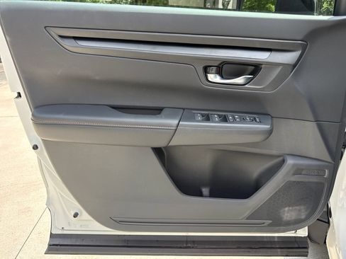 Used 2026 Honda CR-V TrailSport image 13