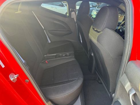 Used 2020 Hyundai Veloster N image 14