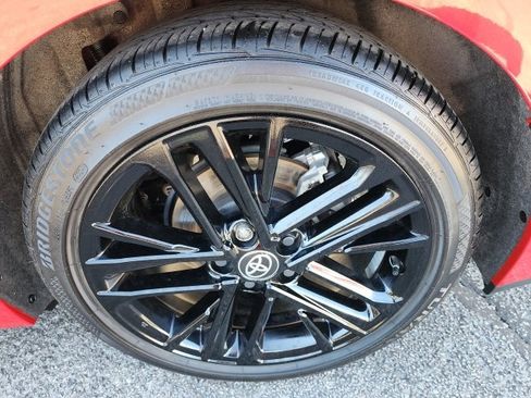 Certified 2025 Toyota Camry SE image 5