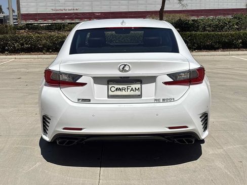 Used 2016 Lexus RC 200t RWD image 4