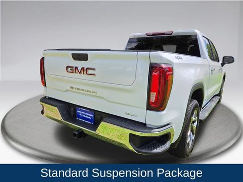 Used 2022 GMC Sierra 1500 SLT w/ SLT Premium Package AWD/4WD image 14