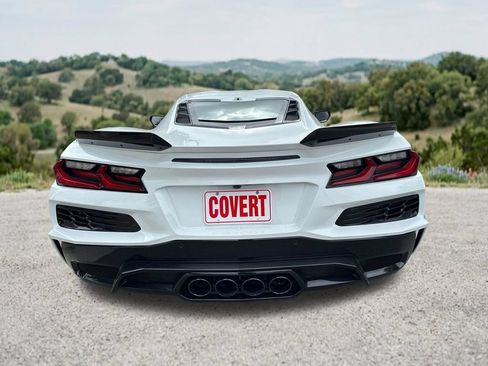 Used 2025 Chevrolet Corvette Z06 RWD image 8