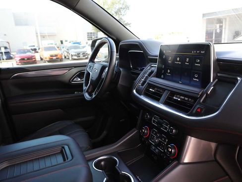 Used 2024 Chevrolet Suburban RST w/ Luxury Package AWD/4WD image 12