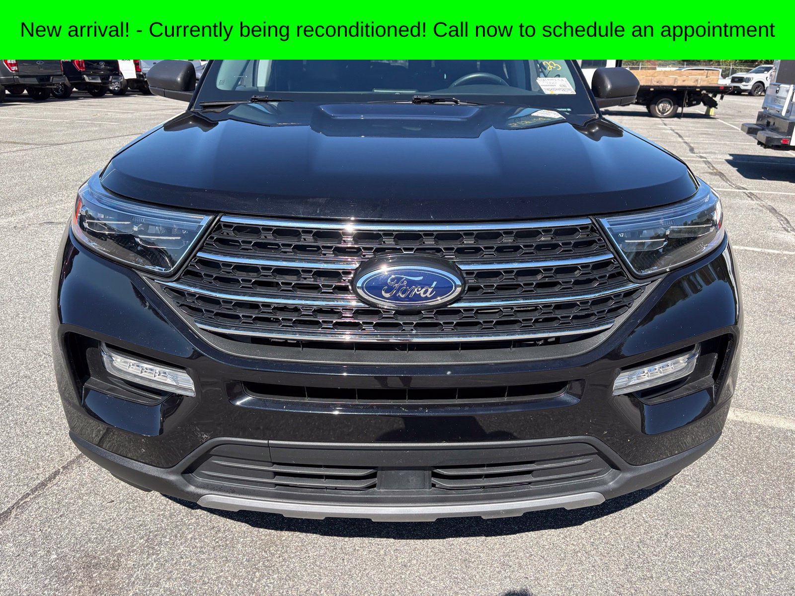 Used 2023 Ford Explorer XLT w/ Equipment Group 202A AWD/4WD image 8
