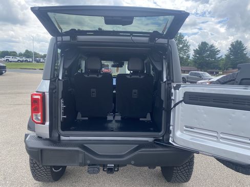 Used 2024 Ford Bronco Black Diamond w/ Sasquatch Package AWD/4WD image 12