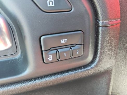 Used 2020 GMC Sierra 1500 SLT image 20