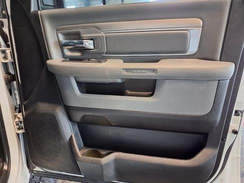 Used 2018 RAM 1500 Big Horn AWD/4WD image 11