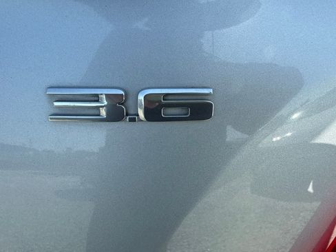 Used 2018 Cadillac XTS Luxury FWD image 12