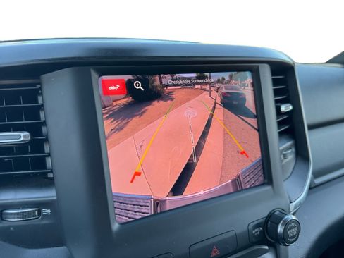 Used 2024 RAM 2500 Big Horn w/ Bed Utility Group image 13