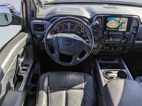 Used 2021 Nissan Titan PRO-4X w/ Pro-4x Convenience Package image 15
