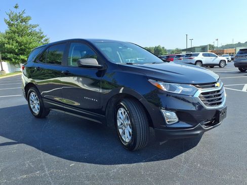 Used 2021 Chevrolet Equinox LS w/ LS Convenience Package FWD image 27