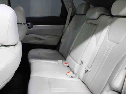 Used 2023 Kia Sorento S w/ Panoramic Sunroof Package AWD/4WD image 21