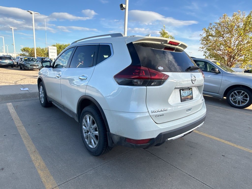Used 2019 Nissan Rogue SV AWD/4WD image 6