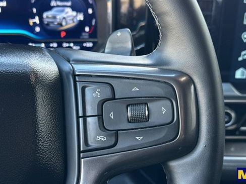 Used 2025 Chevrolet Silverado 1500 High Country w/ Technology Package AWD/4WD image 29