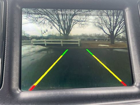 Used 2018 Dodge Challenger GT w/ Driver Convenience Group image 17