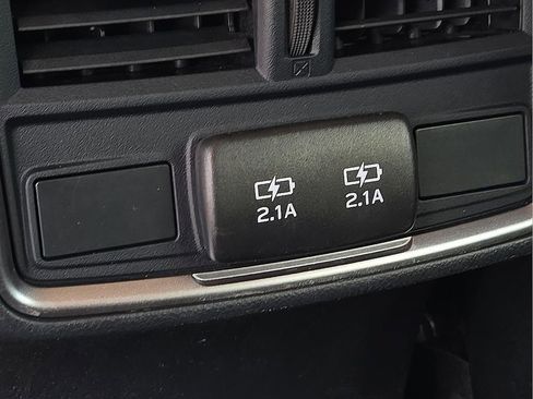 Certified 2023 Subaru Forester Limited image 11