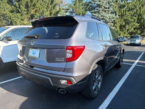 Used 2021 Honda Passport Touring image 3