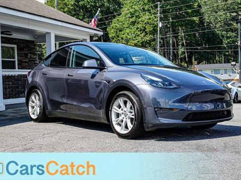 Used 2023 Tesla Model Y Long Range AWD/4WD image 9