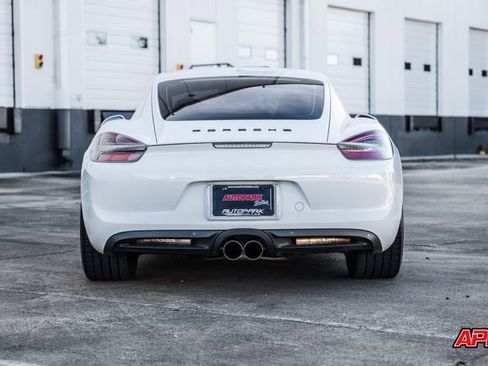 Used 2014 Porsche Cayman S image 15