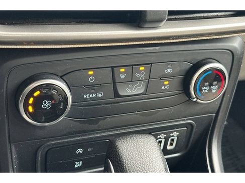 Used 2020 Ford EcoSport S FWD image 22