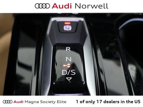 New 2025 Audi Q5 Premium Plus AWD/4WD image 3