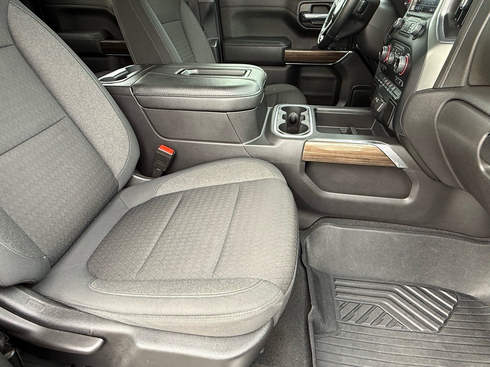 Used 2021 Chevrolet Silverado 1500 RST AWD/4WD image 10